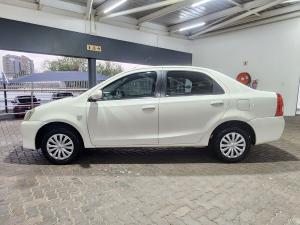 Toyota Etios sedan 1.5 Sprint - Image 4