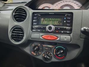 Toyota Etios sedan 1.5 Sprint - Image 9