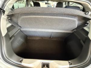 Toyota Vitz 1.0 XR manual - Image 16