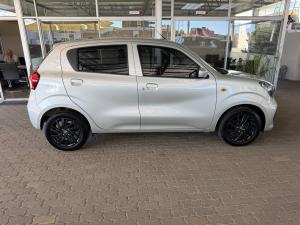 Toyota Vitz 1.0 XR manual - Image 3