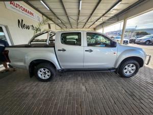 Isuzu KB 250D-Teq double cab Hi-Rider - Image 3