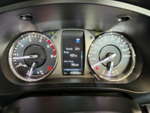 Toyota Hilux 2.4GD-6 Xtra cab Raider auto - Image 11