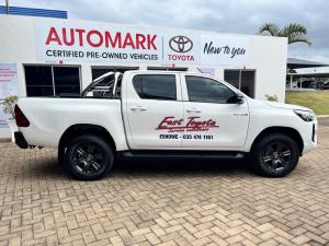 Toyota Hilux 2.4GD-6 double cab 4x4 Raider manual - Image 3