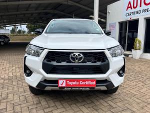 Toyota Hilux 2.4GD-6 double cab 4x4 Raider manual - Image 4