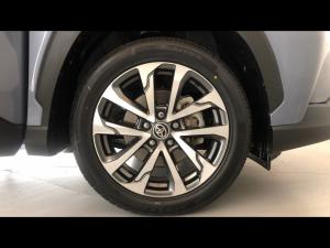 Toyota Corolla Cross 1.8 XR - Image 17