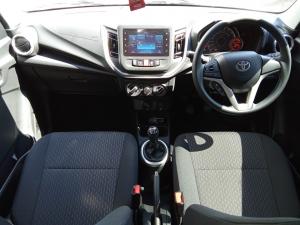 Toyota Vitz 1.0 XR manual - Image 6