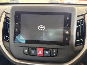 Toyota Vitz 1.0 XR auto - Image 12