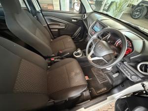 Toyota Vitz 1.0 XR auto - Image 13