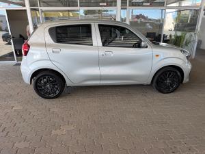 Toyota Vitz 1.0 XR auto - Image 3