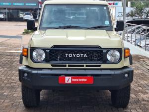 Toyota Land Cruiser 79 2.8GD-6 single cab auto - Image 4