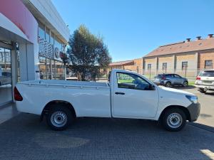 Toyota Hilux 2.4GD single cab S (aircon) - Image 3
