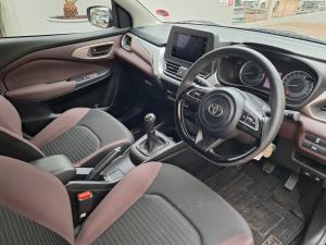 Toyota Starlet Cross 1.5 XS manual - Image 7