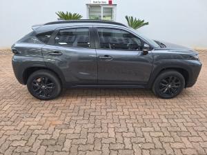 Toyota Starlet Cross 1.5 XS manual - Image 3