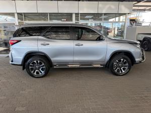Toyota Fortuner 2.8GD-6 4x4 - Image 3