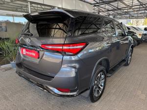 Toyota Fortuner 2.4GD-6 auto - Image 2