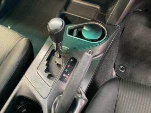 Toyota RAV4 2.0 GX auto - Image 12