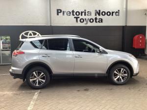 Toyota RAV4 2.0 GX auto - Image 3