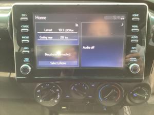 Toyota Hilux 2.4GD-6 double cab 4x4 Raider X auto - Image 13