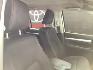 Toyota Hilux 2.4GD-6 double cab 4x4 Raider X auto - Image 16