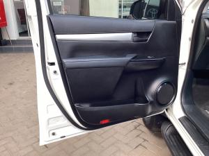 Toyota Hilux 2.4GD-6 double cab 4x4 Raider X auto - Image 22