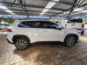 Toyota Corolla Cross 1.8 Hybrid XR - Image 3