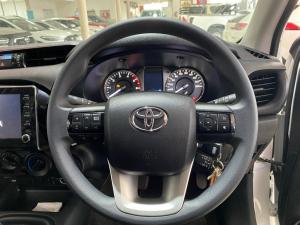 Toyota Hilux 2.4 GD-6 RB Raider automaticS/C - Image 6