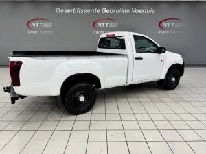 Isuzu D-MAX 250C Fleetside S/C - Image 2