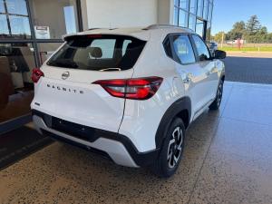 Nissan Magnite 1.0T Acenta - Image 2