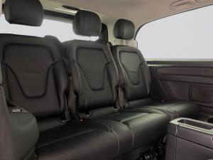 Mercedes-Benz V200 CDi automatic - Image 16