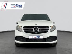 Mercedes-Benz V200 CDi automatic - Image 2