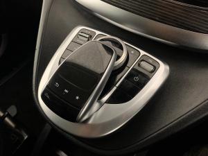 Mercedes-Benz V200 CDi automatic - Image 7