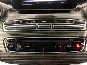 Mercedes-Benz V200 CDi automatic - Image 8