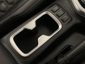 Nissan Navara 2.5DDTI LE/LE Plus 4X4 automatic D/C - Image 15