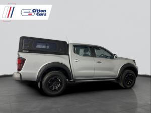 Nissan Navara 2.5DDTI LE/LE Plus 4X4 automatic D/C - Image 4