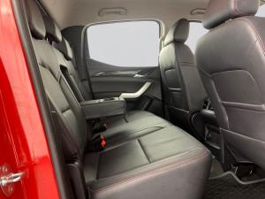 L D V T60 MAX Luxe 4X4 automatic D/C - Image 17