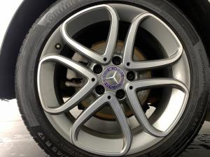 Mercedes-Benz A 200 Urban automatic - Image 20