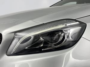 Mercedes-Benz A 200 Urban automatic - Image 4