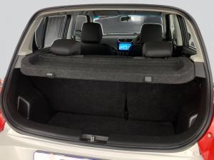 Suzuki Swift 1.2 GL automatic - Image 16