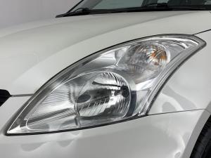 Suzuki Swift 1.2 GL automatic - Image 5