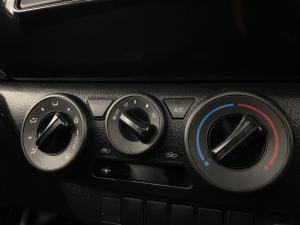Toyota Hilux 2.0 VvtiP/U Single Cab - Image 12