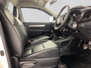 Toyota Hilux 2.0 VvtiP/U Single Cab - Image 17