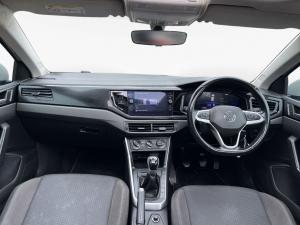 Volkswagen Polo hatch 1.0TSI Life manual - Image 11