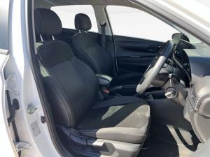 Hyundai i20 1.2 Fluid - Image 14