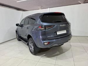 Isuzu mu-X 3.0TD LS - Image 3