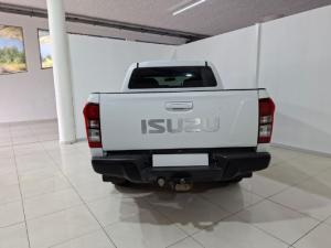 Isuzu KB 250D-Teq double cab LE - Image 6