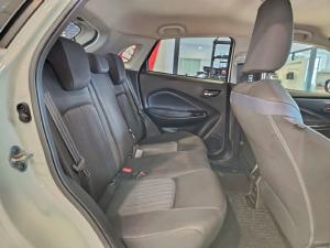 Suzuki Baleno 1.5 GLX auto - Image 10