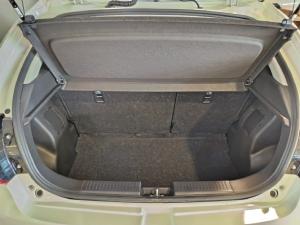 Suzuki Baleno 1.5 GLX auto - Image 6