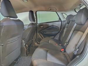 Suzuki Baleno 1.5 GLX auto - Image 9