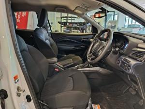 Suzuki Baleno 1.5 GLX auto - Image 9