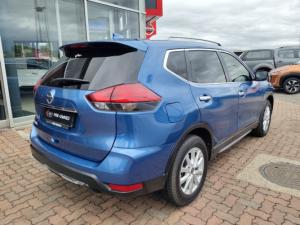 Nissan X-Trail 2.5 4x4 Acenta Tech - Image 2